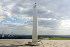 Obelisk Halde Hoheward